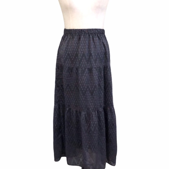 SOLD NWT Loft skirt - Picture 2 of 11